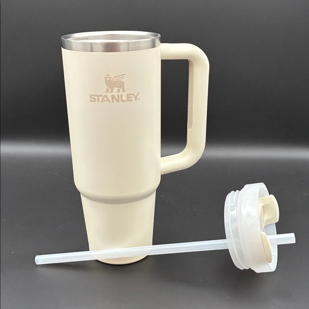 Stanley Cream 30 oz Travel Mug Tumbler with Handle, Lid, and Straw